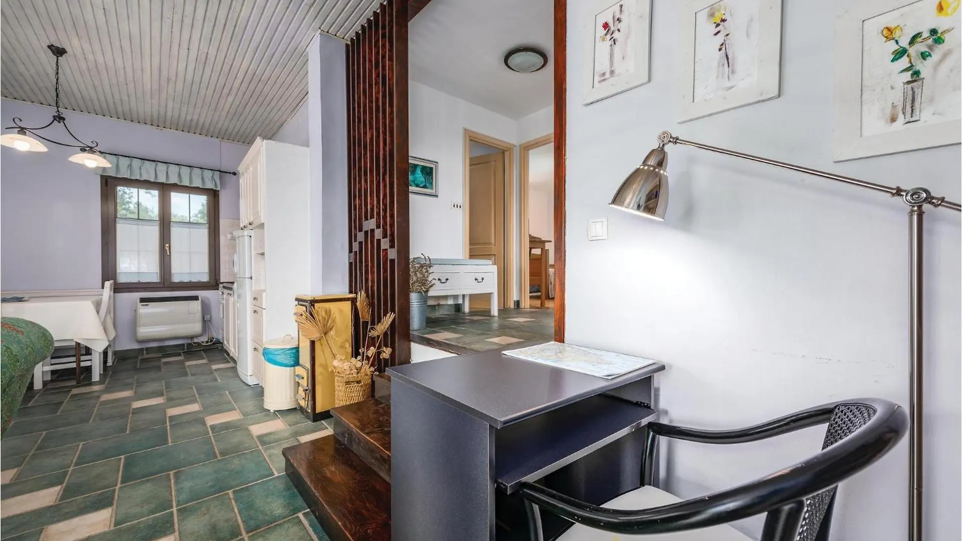 4 Bedroom Amazing Home In Grožnjan Κροατία