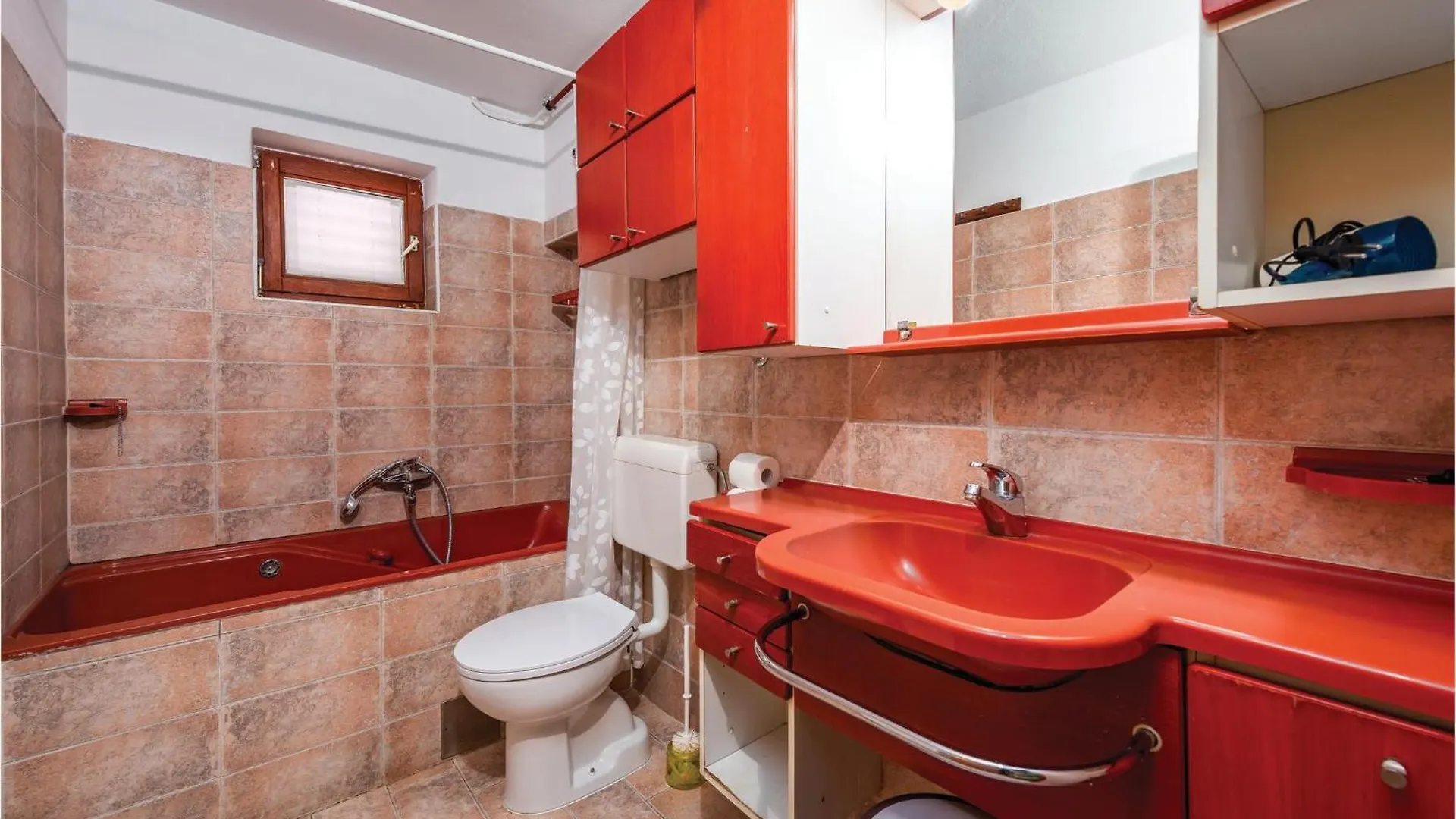 4 Bedroom Amazing Home In Grožnjan