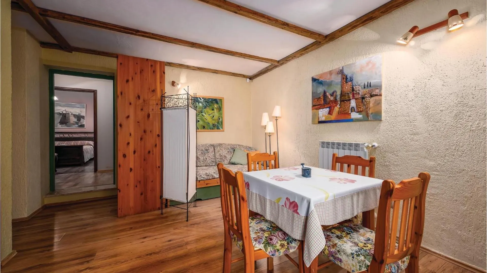 4 Bedroom Amazing Home In Grožnjan Σπίτι διακοπών
